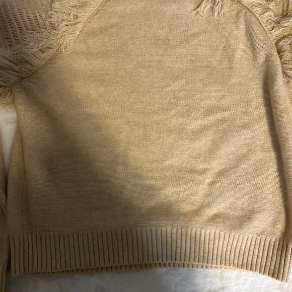 Sugar Lipz Women’s cream sweater NWT fringe soft MEDIUM - Picture 5 of 8